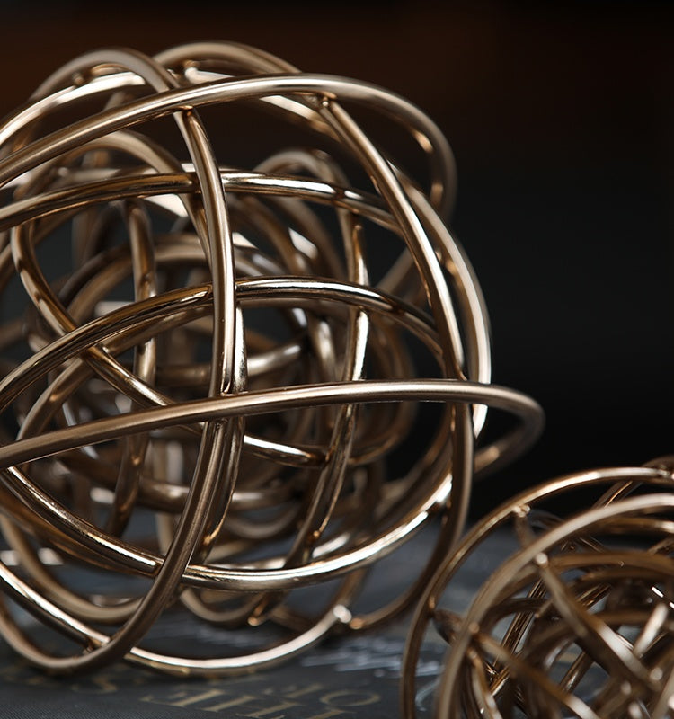 Metal ball decoration